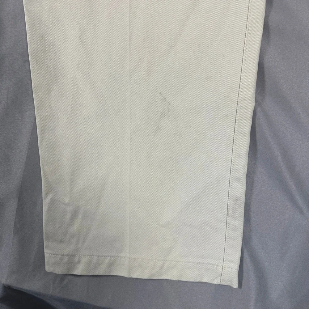 Vintage Dockers Pleated Chino Pants Mens 42x30 Cream Khaki Made in USA Cotton